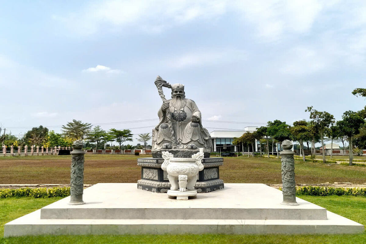 cong-vien-nghia-trang-la-gi