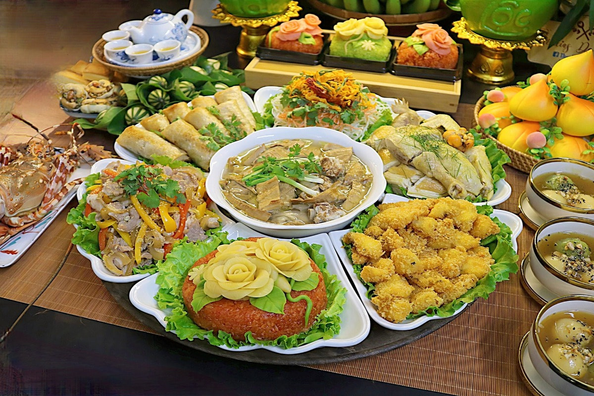 mam-cung-gio-nguoi-mat-gom-nhung-gi