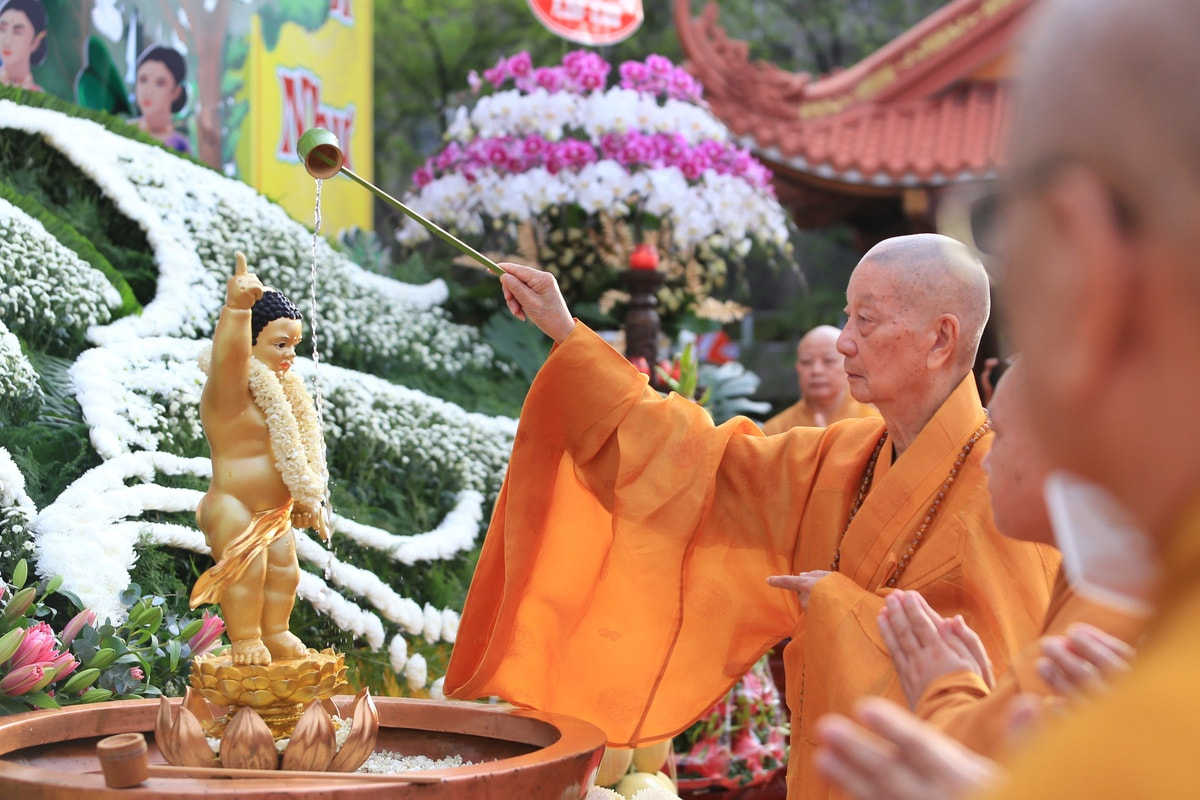 nghi-thuc-tam-phat