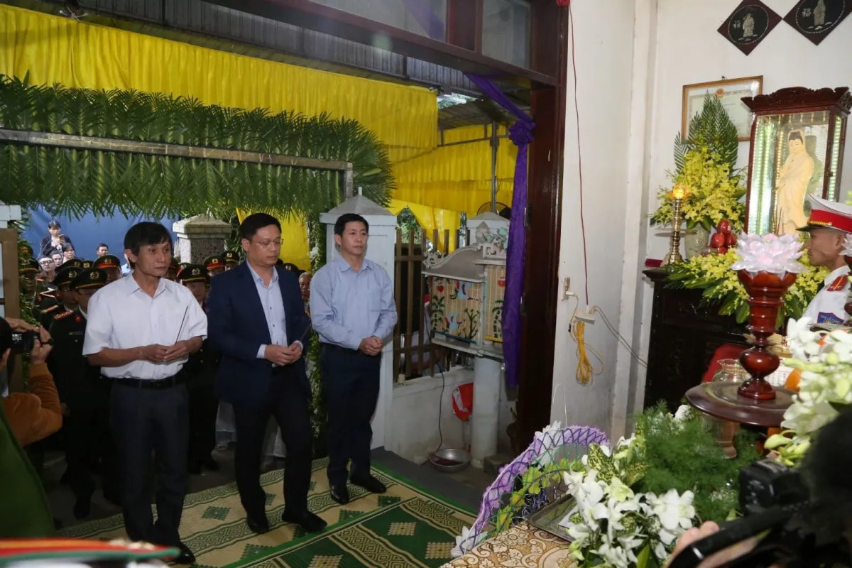 tai-sao-khong-duoc-khen-nguoi-chet-dep