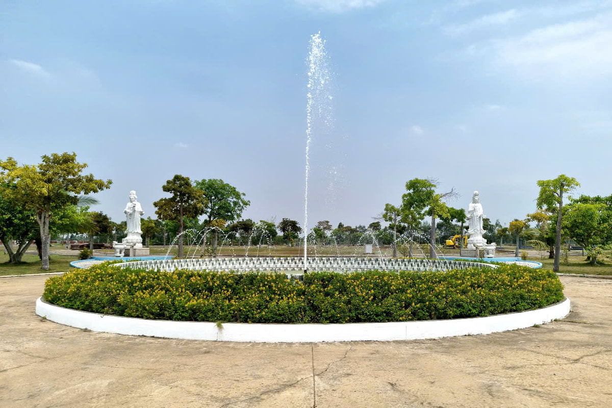 canh-quan- nghia-trang-bong-lai-vien